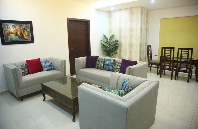 Gulberg Suites