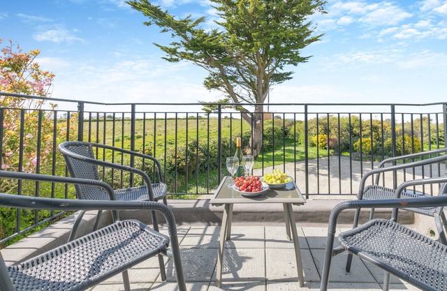 Gulland - Two Bedroom Apartment, Sleeps 4