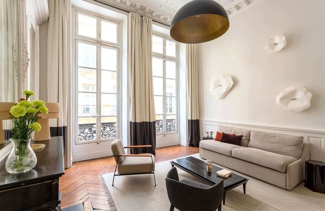 Habitat Parisien - Quatre Septembre Choiseul Opera