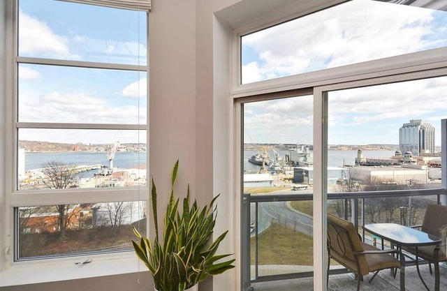 Halifax Harbour View 1 bedroom apartment near downtown-walkable with parking