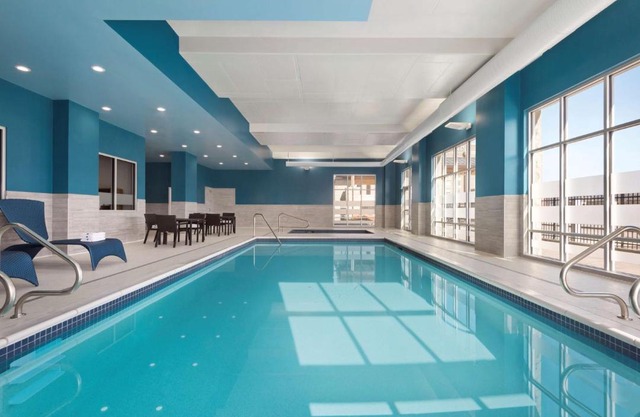 Hampton Inn & Suites Kelowna, British Columbia, Canada