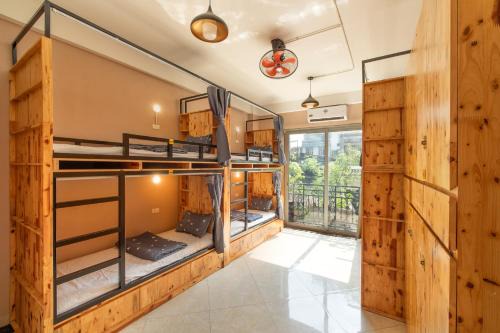 Hanoi Central Pod