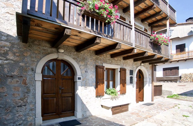HAUS PA 'SEFN ACCOMMODATION "TOUCH EARTH"