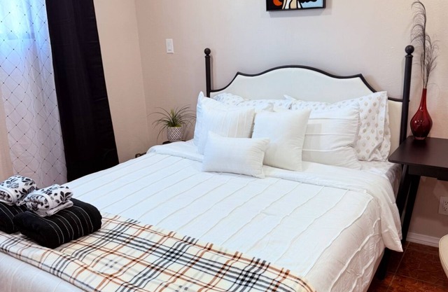 Hawthorne Hideaway - Near LAX & Sofi