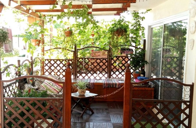"Heart for Art" Studio Apartment 700m from the sea and close to amenities