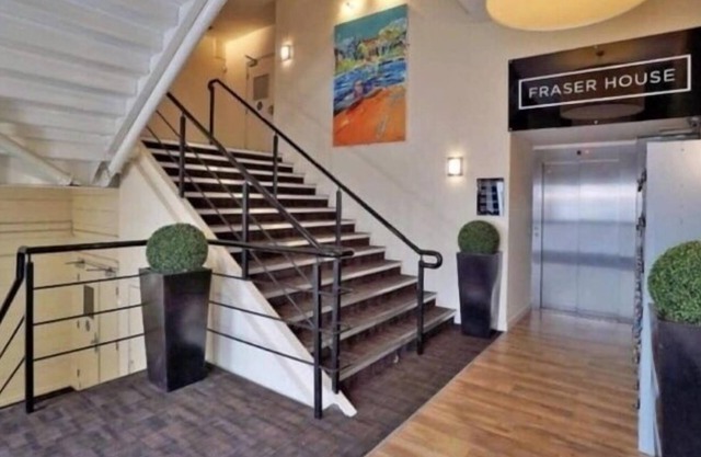 Heart Of Aberdeen City Centre 3 Bedrooms Apartment
