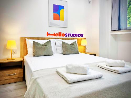 Hello Studios Budget Stays Free Parking & Wifi