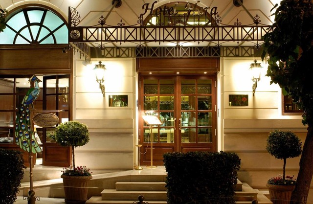 Hera Hotel