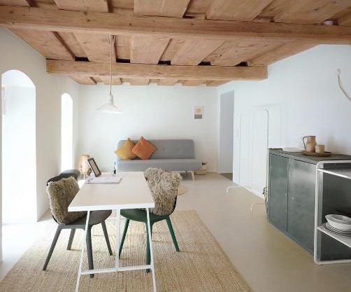HERZIGE WOHNUNG IN ALTEM GEMÄUER
