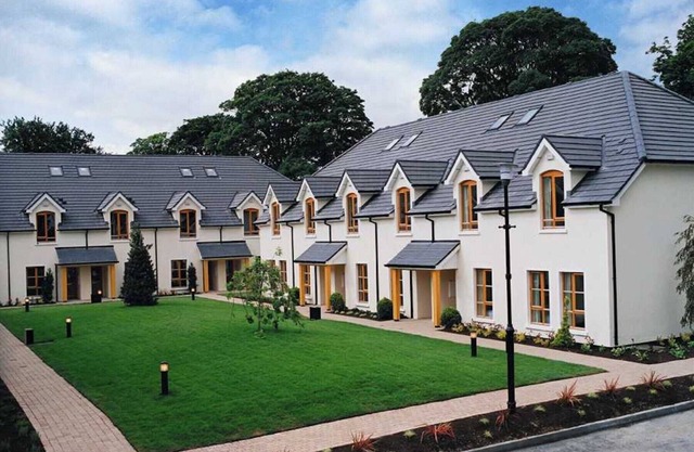 Heyward Mews Holiday Homes (Sleeps 6)