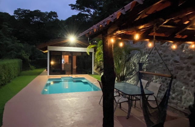 Hidden Gem in Ojochal - Walking distance to everything!