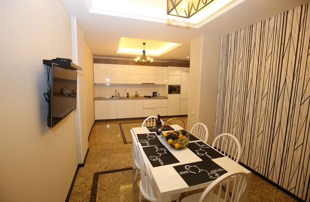 HIGH CLASS APARTMENTS in center of Tbilisi with Free Transfer from/to Airport