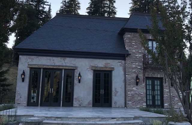 High end comfort minutes from downtown Los Gatos