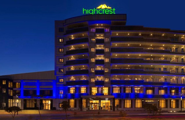 HighCrest Hotel