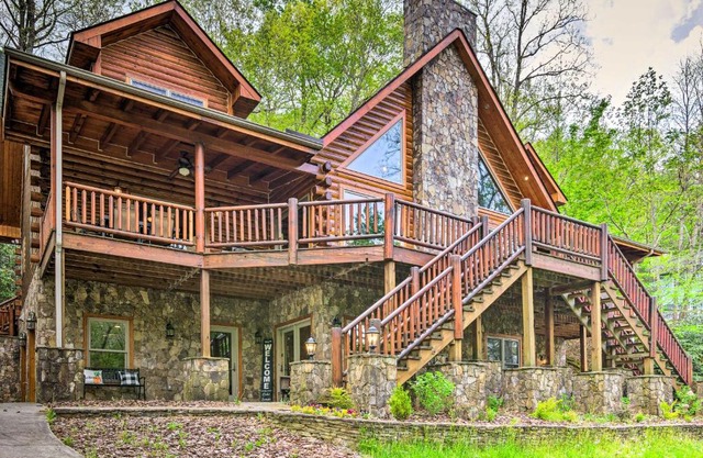 Hike, Fish and Golf Burnsville Retreat with Deck!