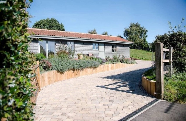 Hill Stables, Ufford