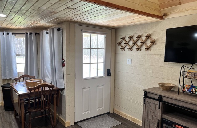 Hillenbrand Hideaway- perfectly located!