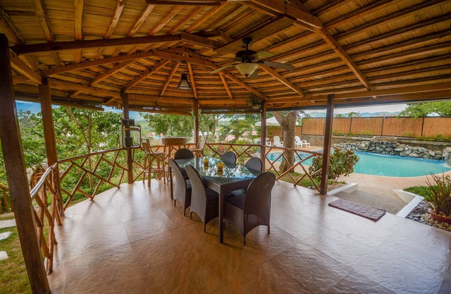 Hilltop Pool and VIlla