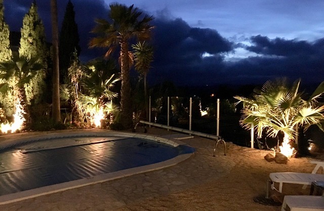 Hilltop villa with stunning views,. Inc. air-con,and BBQ. n