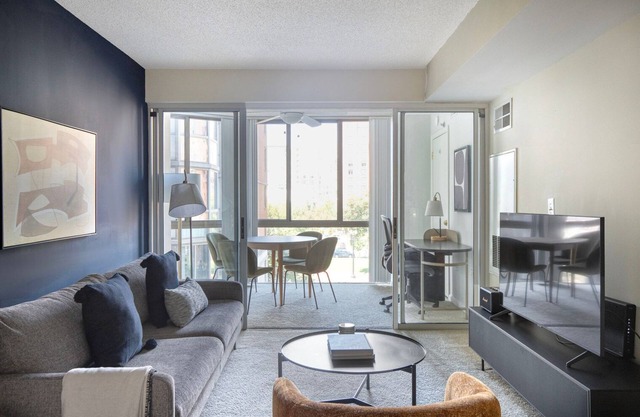 Hip Mt Vernon 1BR w/Gym + W/D + Rooftop, near 14th Street, by Blueground