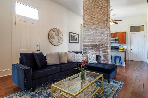 Historic 3 bedroom just steps to St Charles & CBD