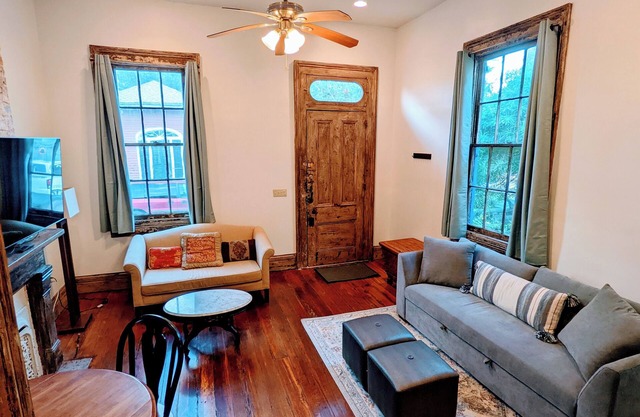 Historic charm & modern comfort near Frenchmen St!