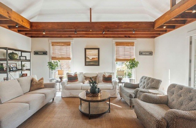 Historic Cottage with modern amenities
