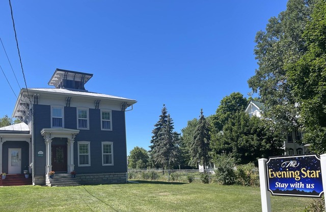 Historic Home with Weekday Discounts!
