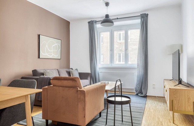 Historic Margareten 2BR w/Elevator, nr Waldmüllerpark, by Blueground