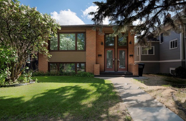 Historical Highlands Beautiful Modern Home