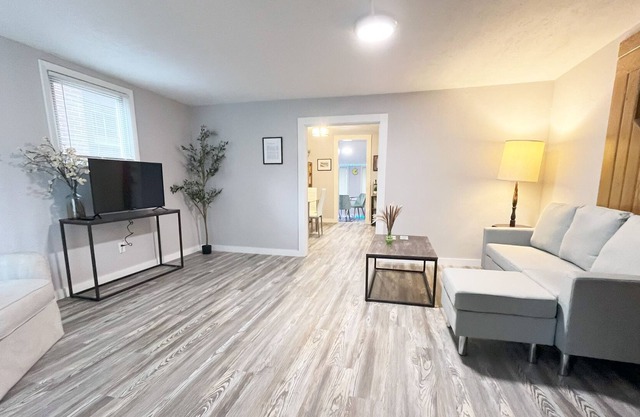 Historical Updated Gem of Cleveland Heights - 2 Beds 2 Bath and a GAME ROOM