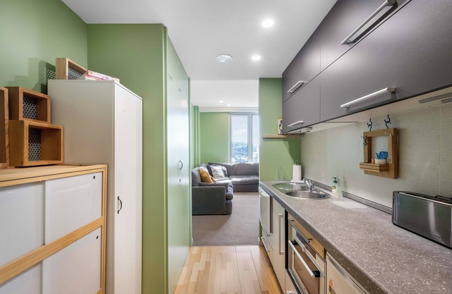 Hobart CBD Apartment - Short Walk to Salamanca
