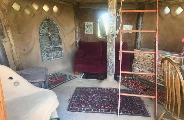 Hobbit House from National News!