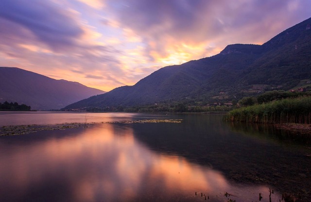 Holiday House - "RESIDENCE LAGO DI ENDINE"