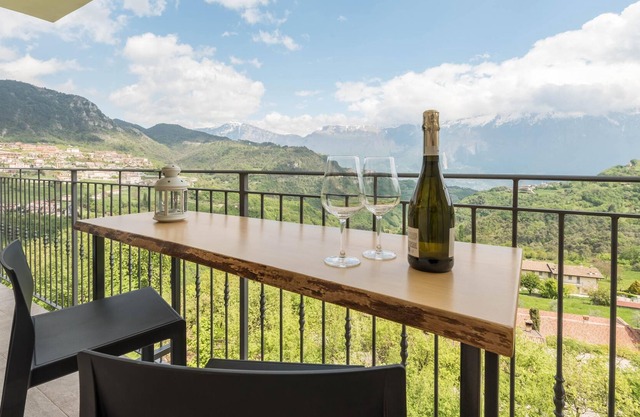 Holiday Apartment Casa Federico Valle with Mountain View, Wi-Fi, Garden & Balcony; Parking Available