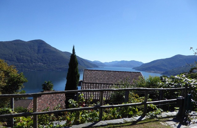 Holiday apartment Brissago for 1 - 4 persons with 2 bedrooms - Twin house
