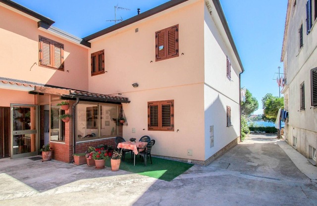Holiday apartment Brtonigla for 1 - 2 persons with 1 bedroom - Holiday apartment