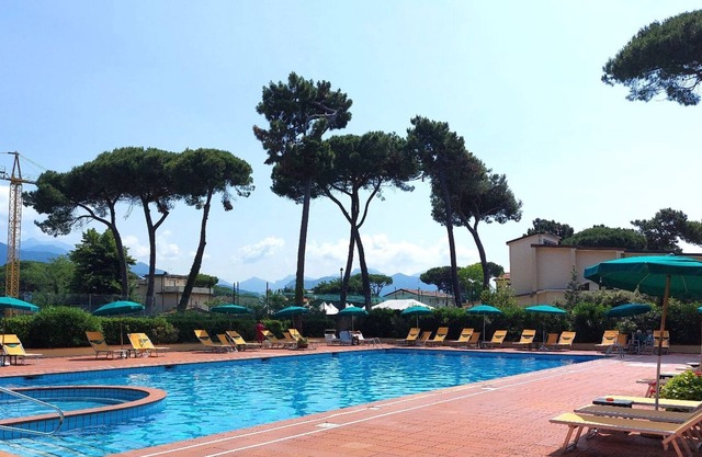 Holiday Apartment "Con Piscina A Cinquale" with Shared Pool, Private Terrace & A/C
