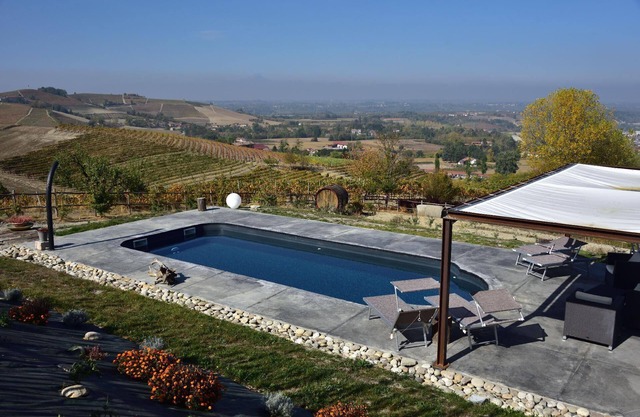 Holiday apartment Dogliani for 1 - 2 persons with 1 bedroom - Farmhouse