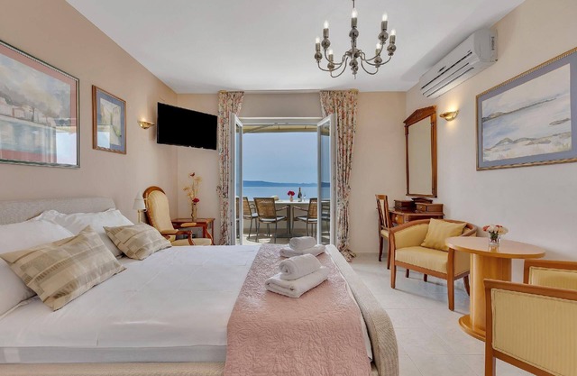 Holiday apartment Drasnice for 4 persons with 3 bedrooms - Holiday apartment in one or multi-family
