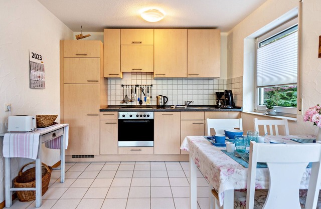 Holiday Apartment "Fewo Im Lenzengarten" with Private Terrace & Wi-Fi