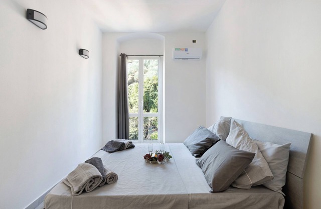 Holiday Apartment "Grecale" with 2 Balconies and Wi-Fi