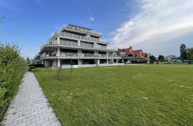 Holiday apartment with private beach, WiFi and air conditioning