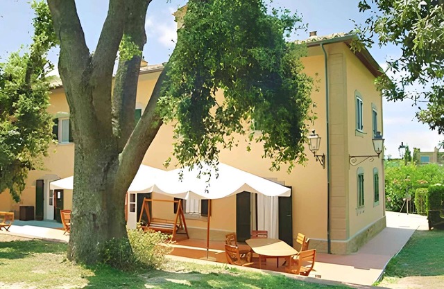 Holiday apartment Residence Sant'Anna del Volterraio
