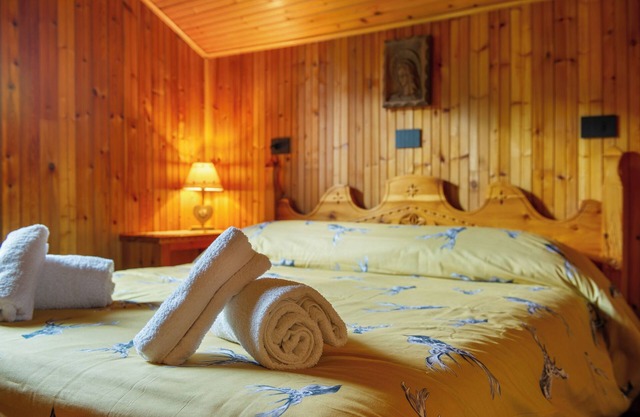 Holiday Apartment "La Tua Casa A Brusson" with Mountain View & Shared Garden