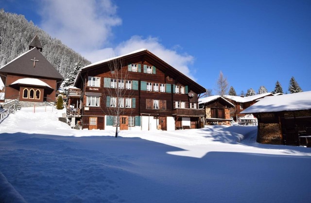 Holiday apartment Mürren for 1 - 2 persons - Holiday apartment in one or multi-family house