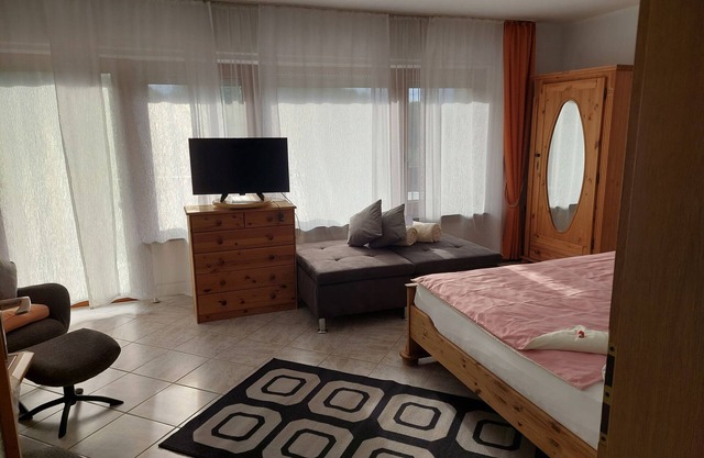 Holiday Apartment 'Osterwiese' with Private Terrace, Private Garden and Wi-Fi