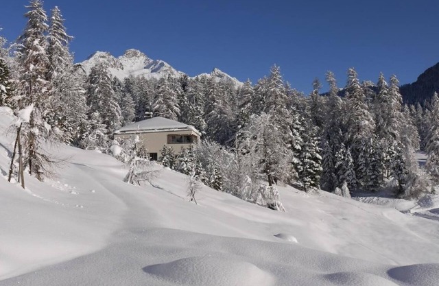 Holiday apartment St. Moritz for 4 - 10 persons with 4 bedrooms - Holiday apartment