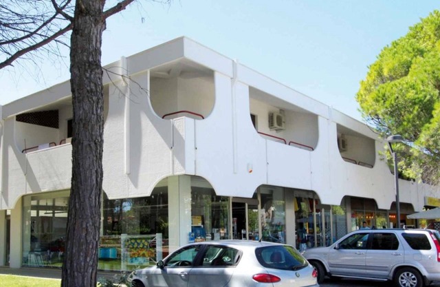 Holiday apartment with balcony and air conditioning