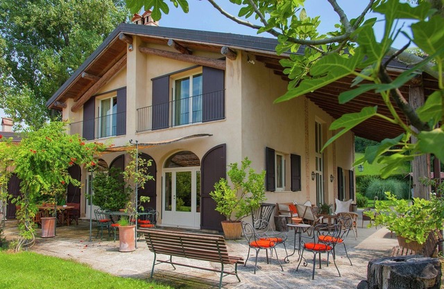 Holiday Home in Carpaneto near Castles & Pool